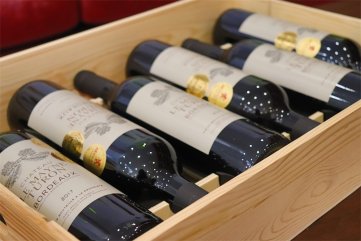 代理什么样的起泡酒羞羞视频免费视频适合呢